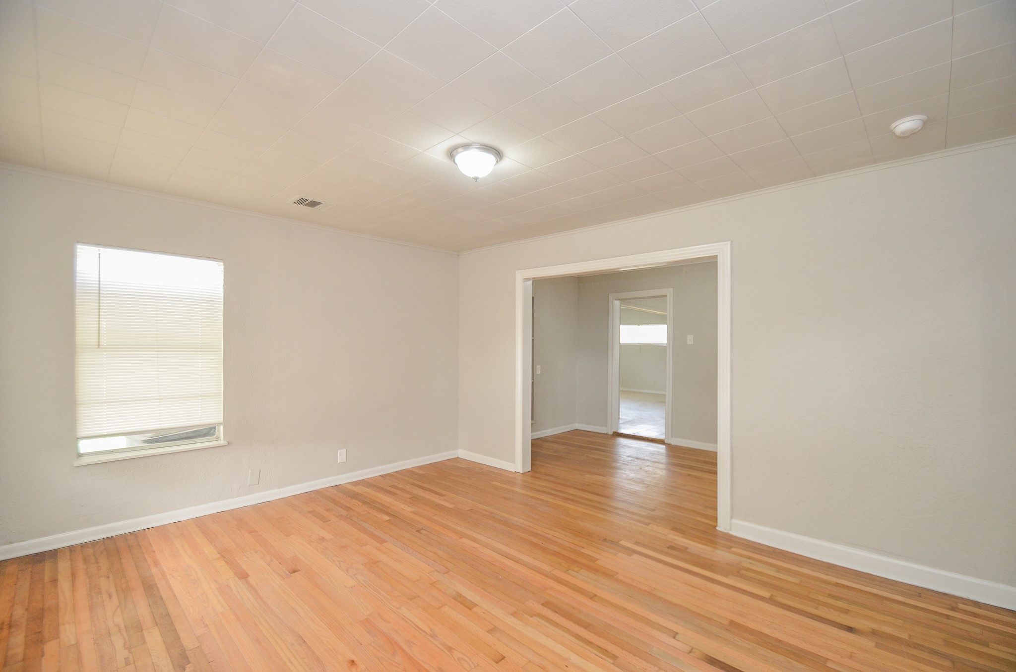 217 Owens Street Houston, TX 77029 - Photo 18 of 20