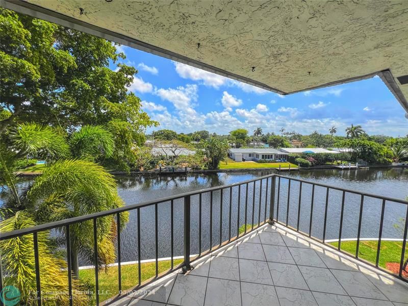 3004 Northeast 5th Ter Unit 308C  