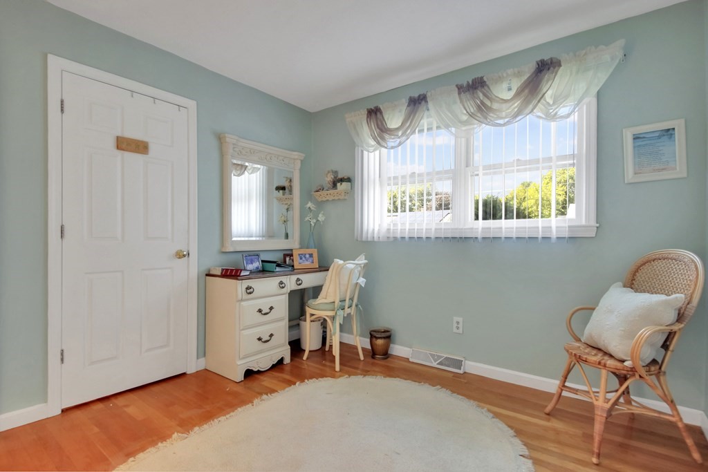 4 Rita Lane Lawrence, MA 01843 - Photo 17 of 26 Gallery Image 17