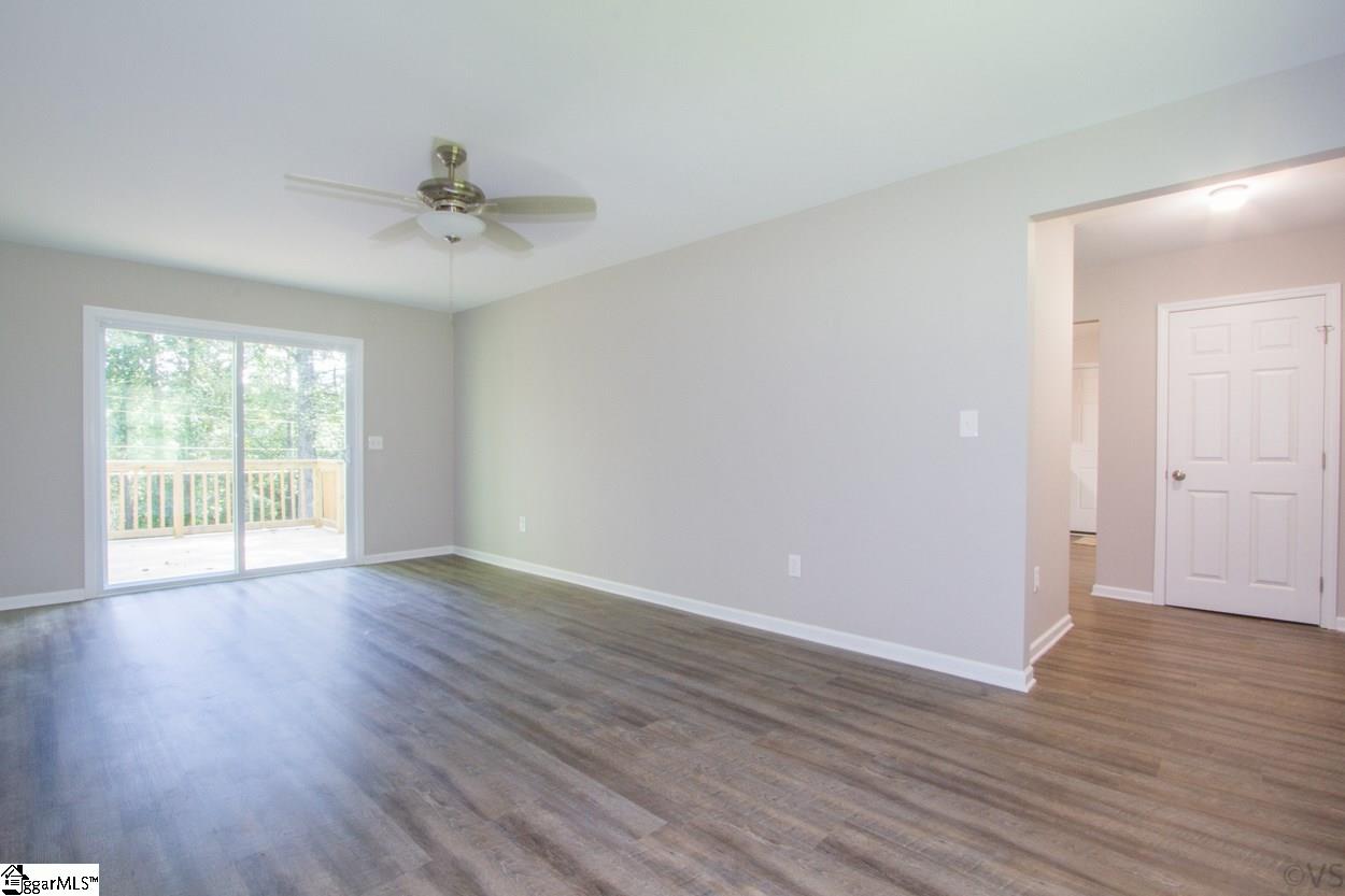 321 Jamestown Road Easley, SC 29640 - Photo 5 of 30