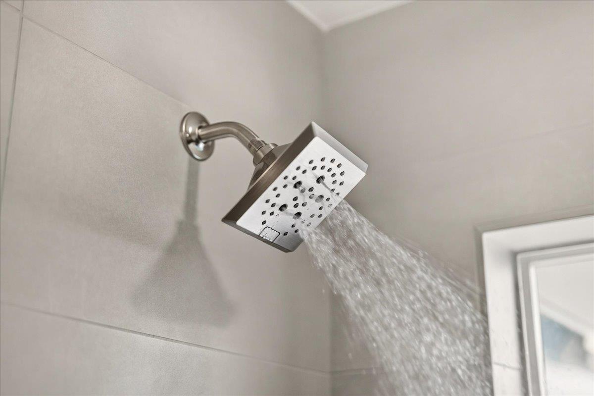 2130 Roenoke Way San Jose, CA 95128 - Photo 15 of 33 a bathroom with a shower