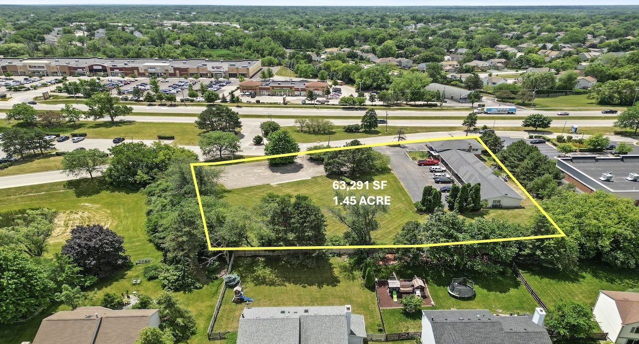 898 South Rand Road Lake Zurich, IL 60047 - Photo 7 of 18 a view of a city