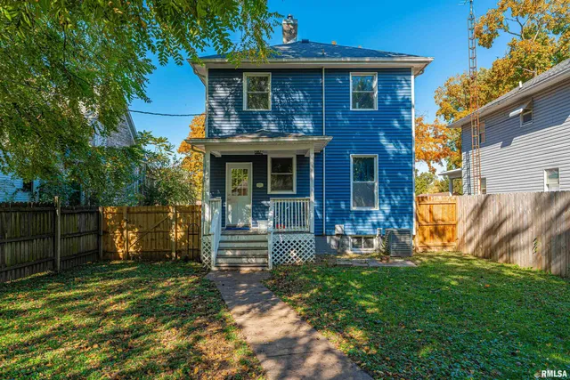 $150,000 | 455 8th Street, Lincoln, IL 62656