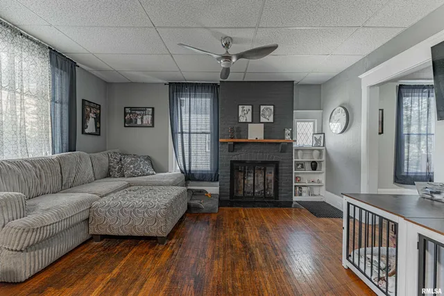 $150,000 | 455 8th Street, Lincoln, IL 62656