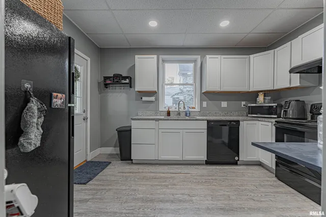 $150,000 | 455 8th Street, Lincoln, IL 62656