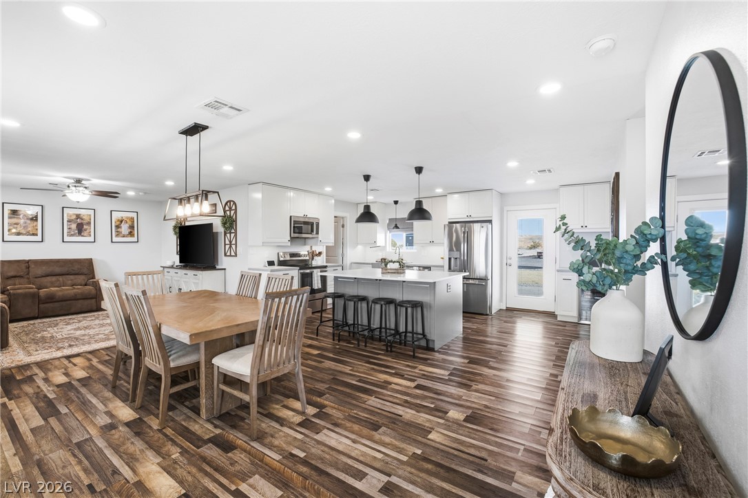 460 North Henrie Road Moapa, NV 89025 - Photo 2 of 33