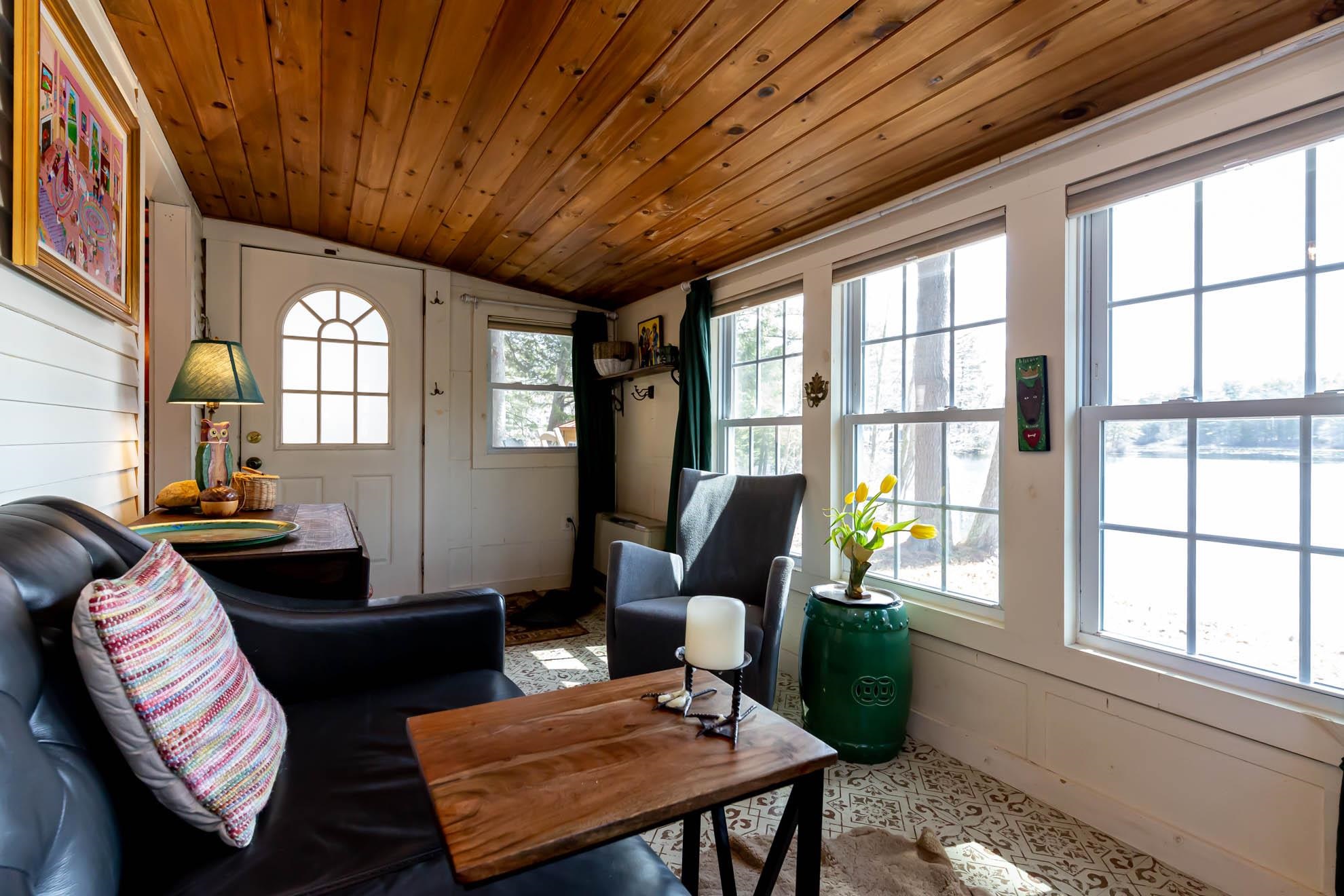 18 Holt Road Deerfield, NH 03037 - Photo 11 of 28