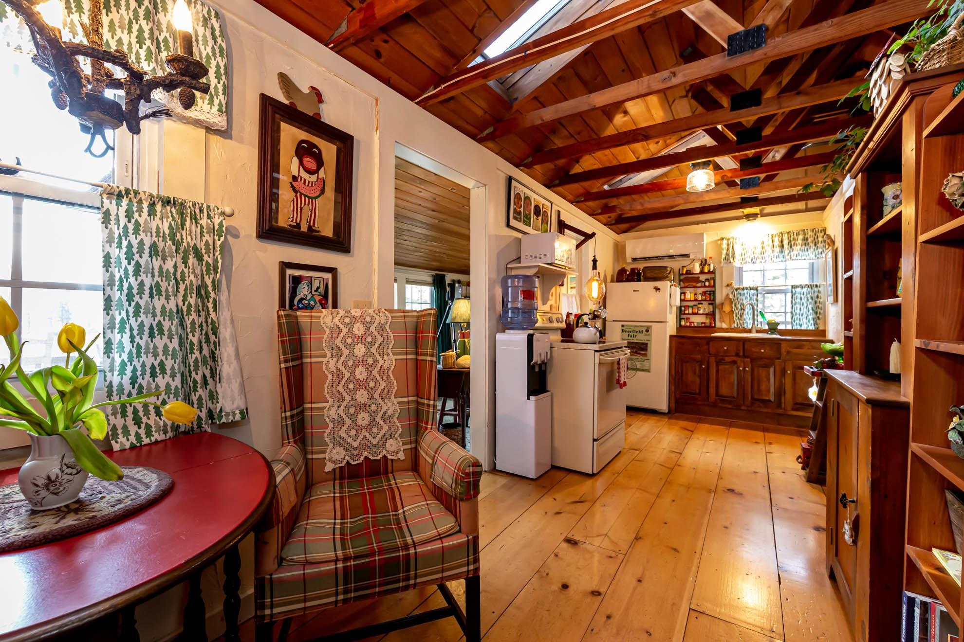 18 Holt Road Deerfield, NH 03037 - Photo 12 of 28