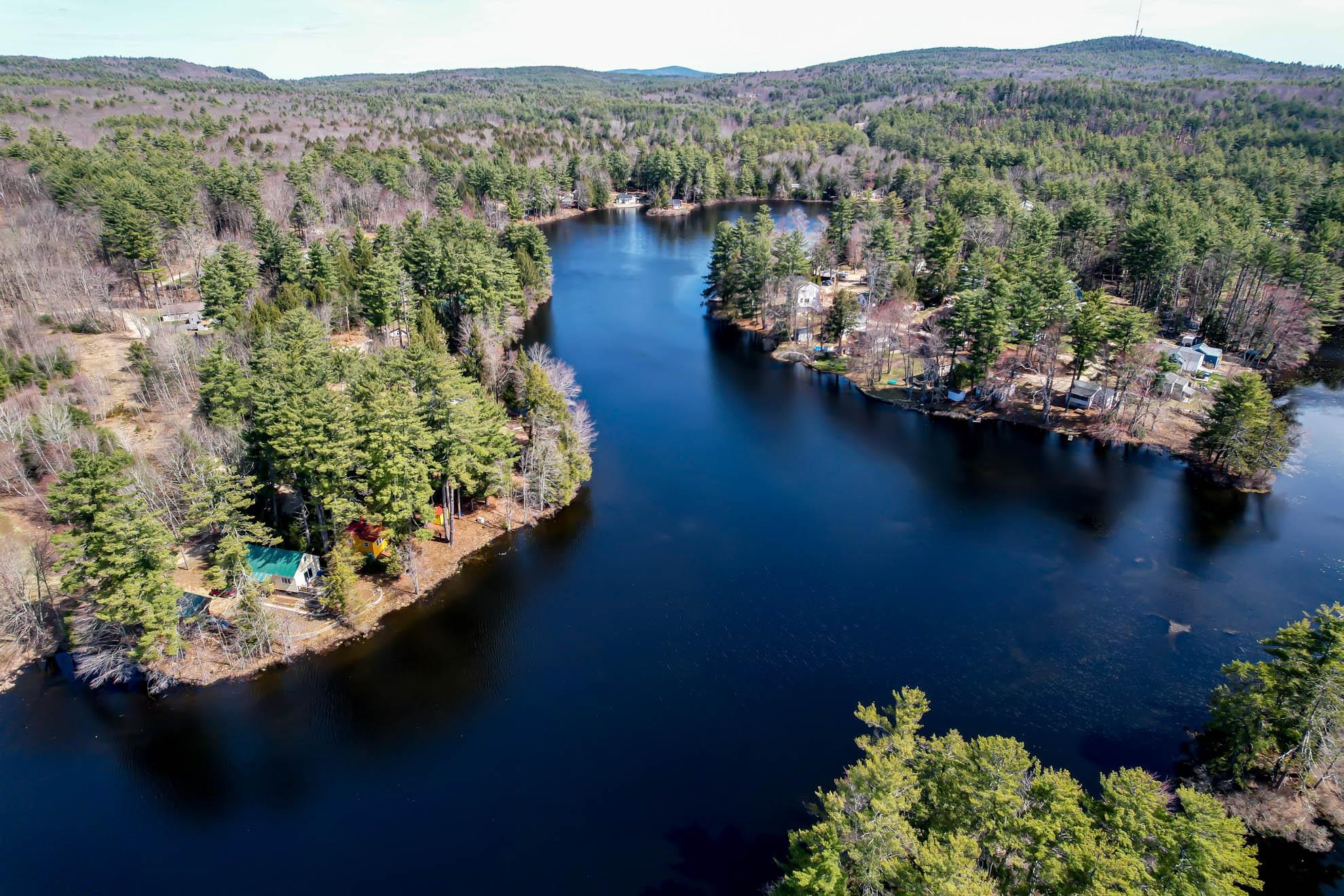 18 Holt Road Deerfield, NH 03037 - Photo 2 of 28