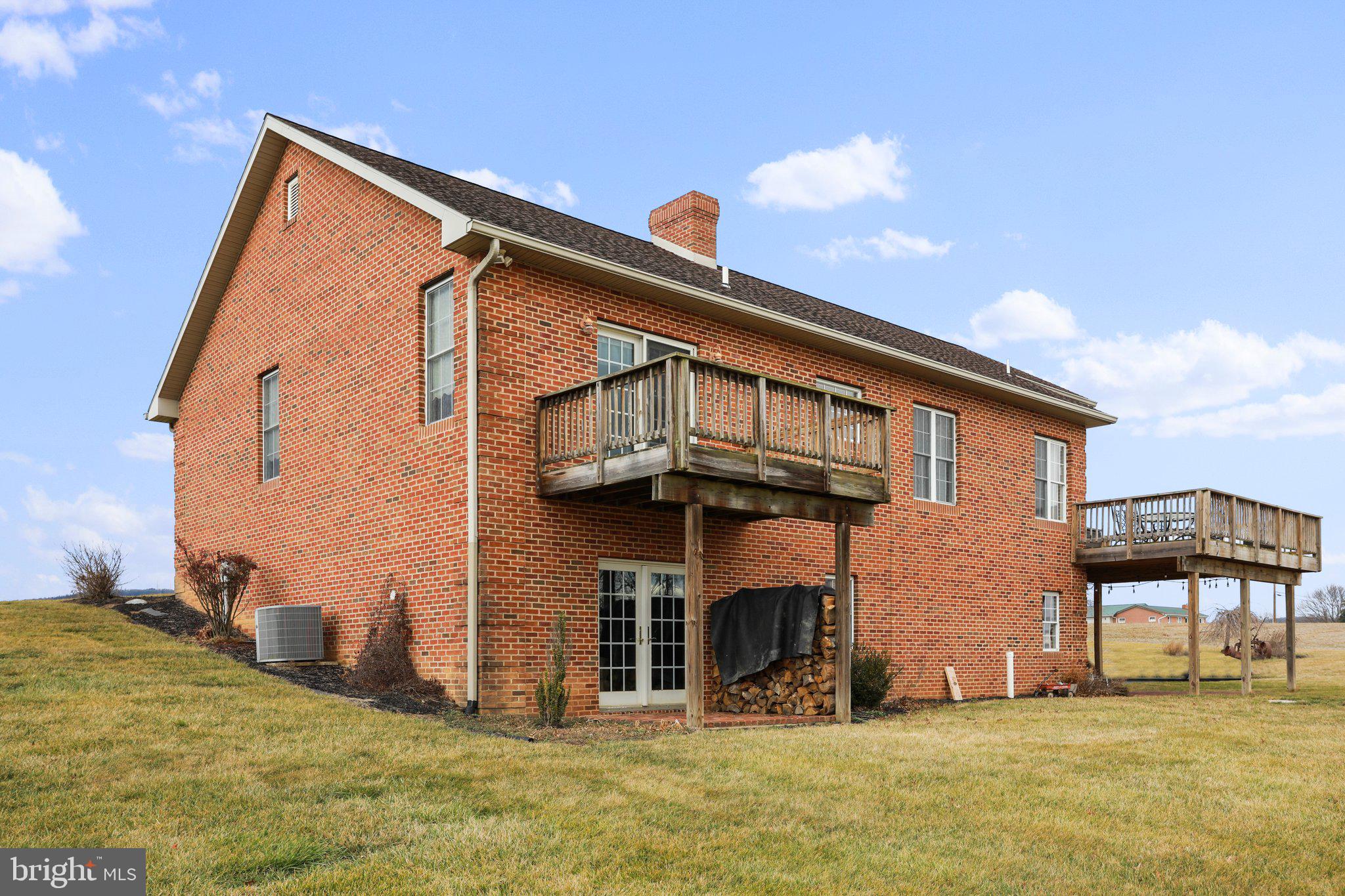 11907 Ashton Road Clear Spring, MD 21722 - Photo 7 of 62 Gallery Image 7