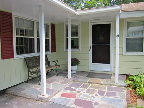 44 Clarissa Road Chelmsford, MA 01824 - Photo 2 of 18 Gallery Image 2