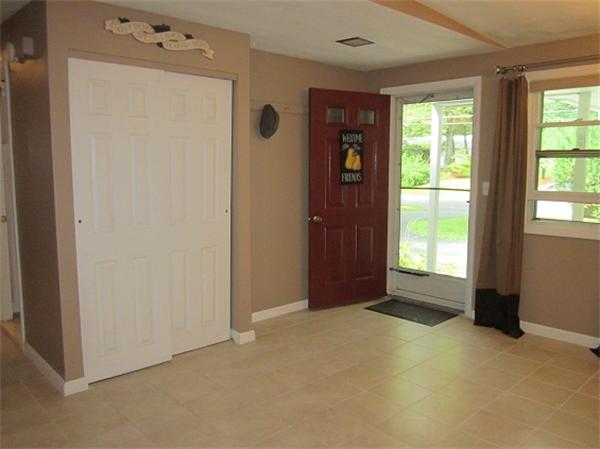 44 Clarissa Road Chelmsford, MA 01824 - Photo 5 of 18 Gallery Image 5