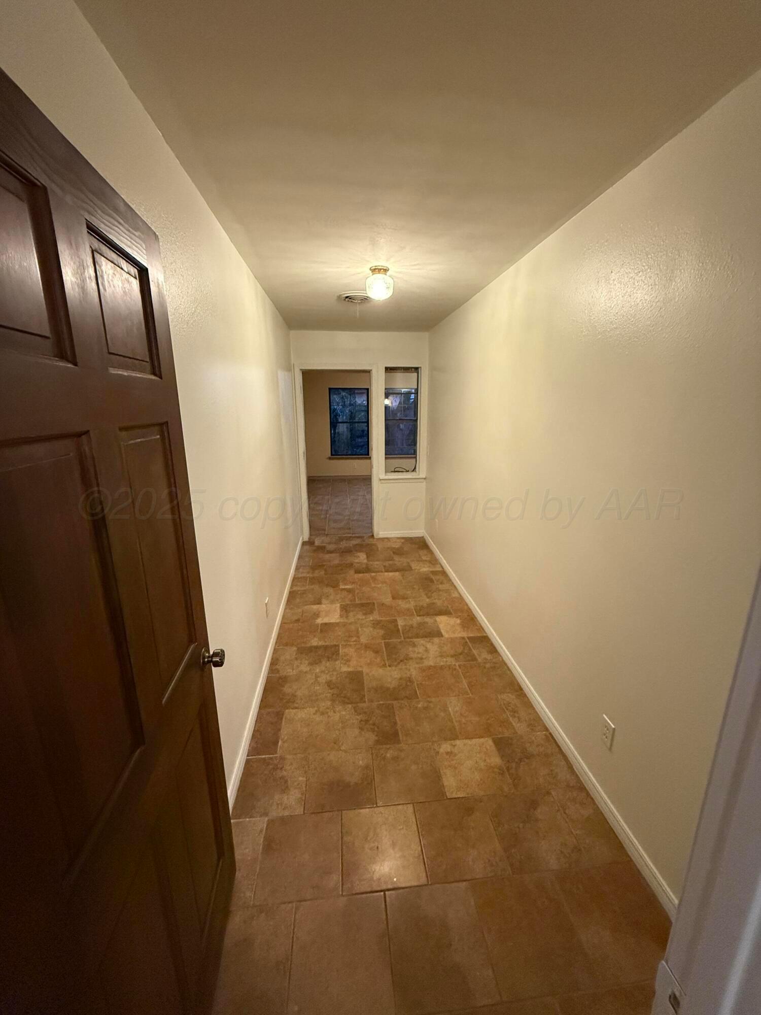 7606 Canode Drive Amarillo, TX 79121 - Photo 19 of 20 a view of hallway