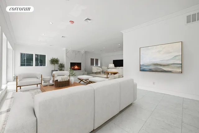 a picture of a wall with a white wall and a white wall