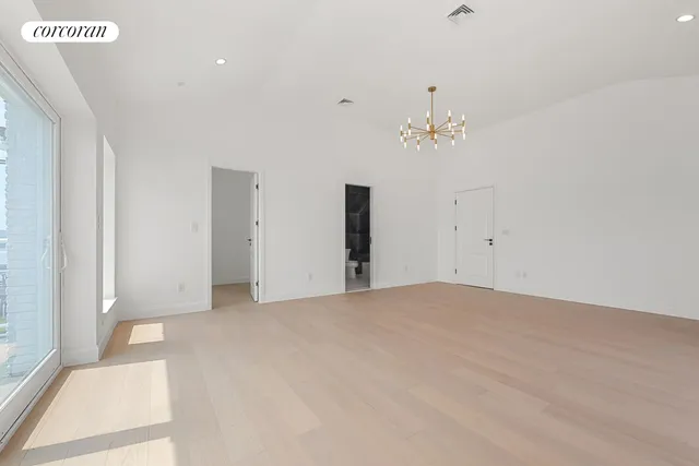 a picture of building with outdoor space