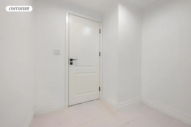 $1,899,000 | 4 Angelas Place | Throgs Neck