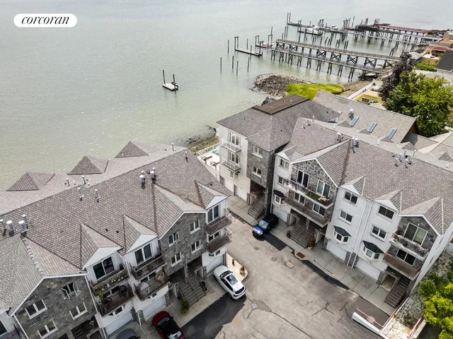 $1,899,000 | 4 Angelas Place | Throgs Neck