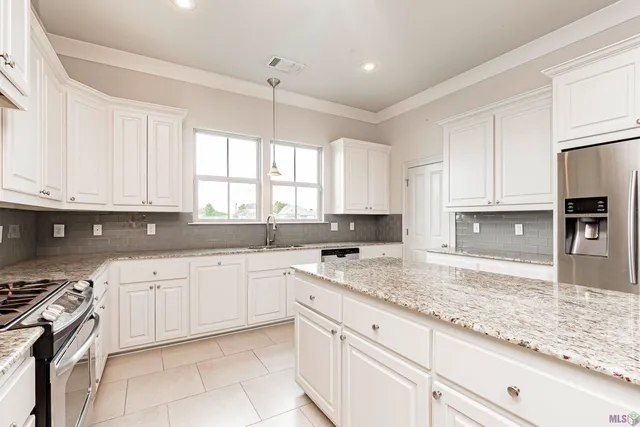 $415,000 | 3510 Spanish Trail, Zachary, LA 70791