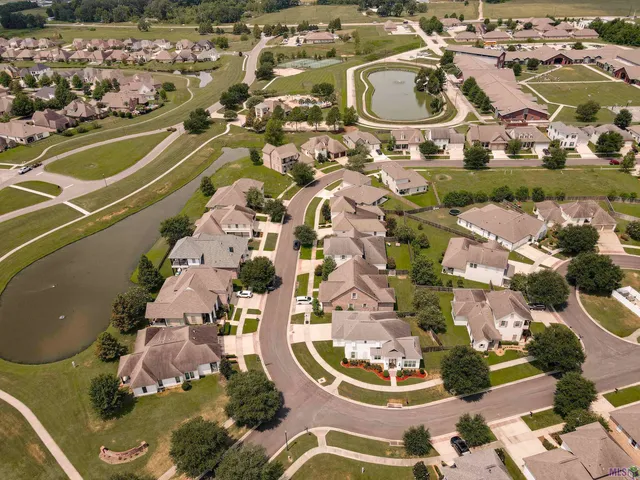 $415,000 | 3510 Spanish Trail, Zachary, LA 70791