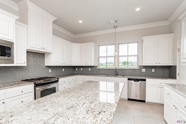 $415,000 | 3510 Spanish Trail, Zachary, LA 70791