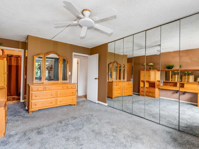 $224,999 | 7211 Wolf Road, Unit 301A, Indian Head Park, IL 60525