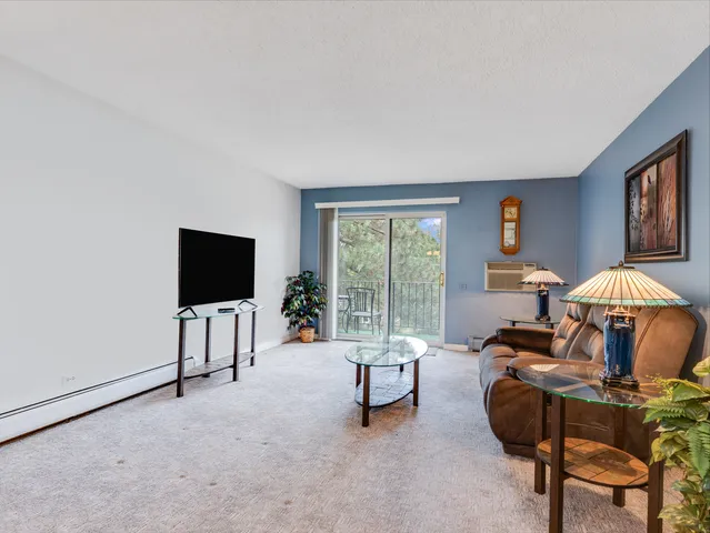 $224,999 | 7211 Wolf Road, Unit 301A, Indian Head Park, IL 60525