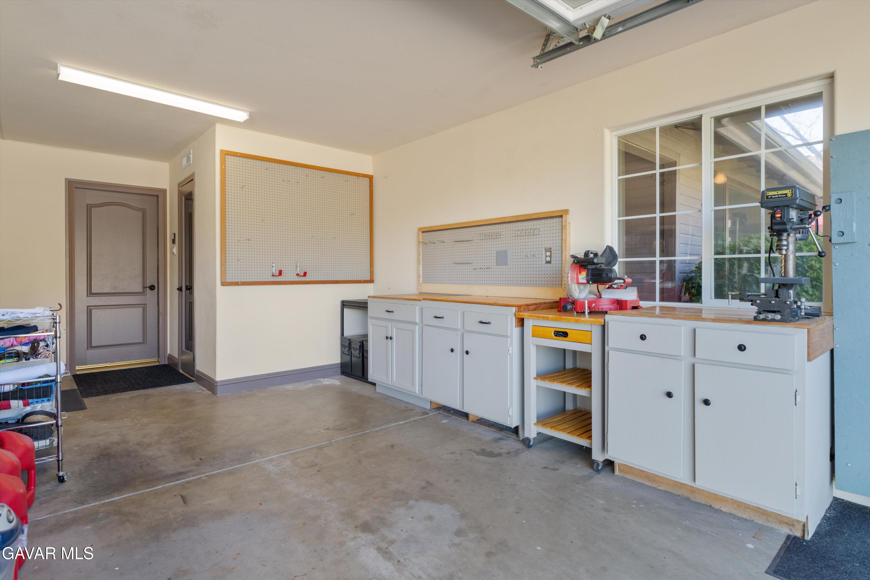 18250 Arosa Road Tehachapi, CA 93561 - Photo 27 of 71 27-JYP01120