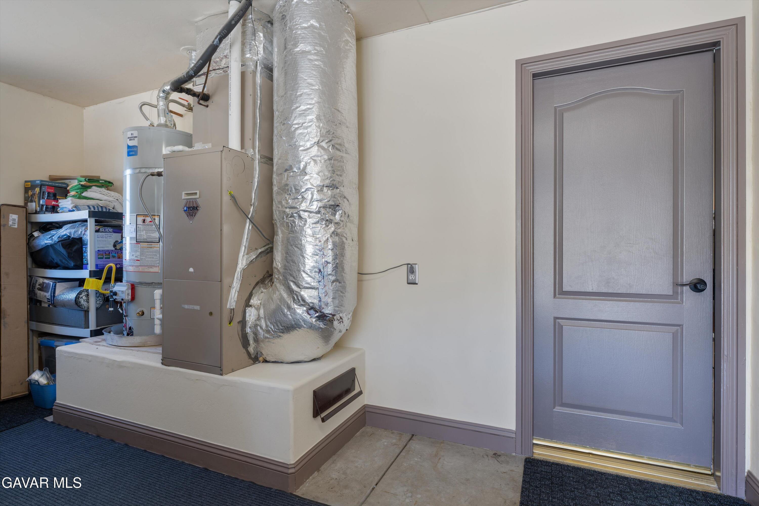 18250 Arosa Road Tehachapi, CA 93561 - Photo 28 of 71 28-JYP01123