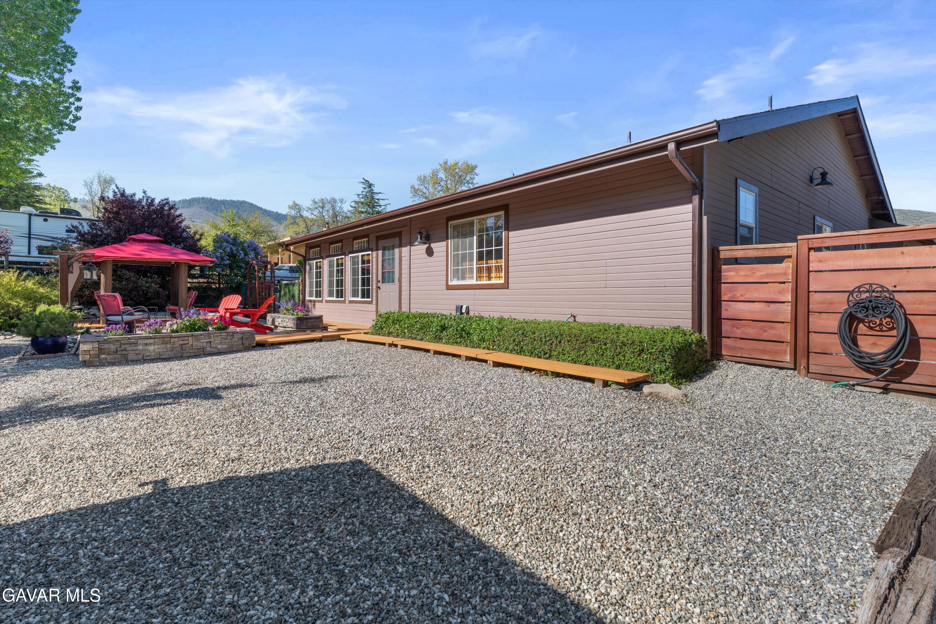 18250 Arosa Road Tehachapi, CA 93561 - Photo 32 of 71 32-JYP00991