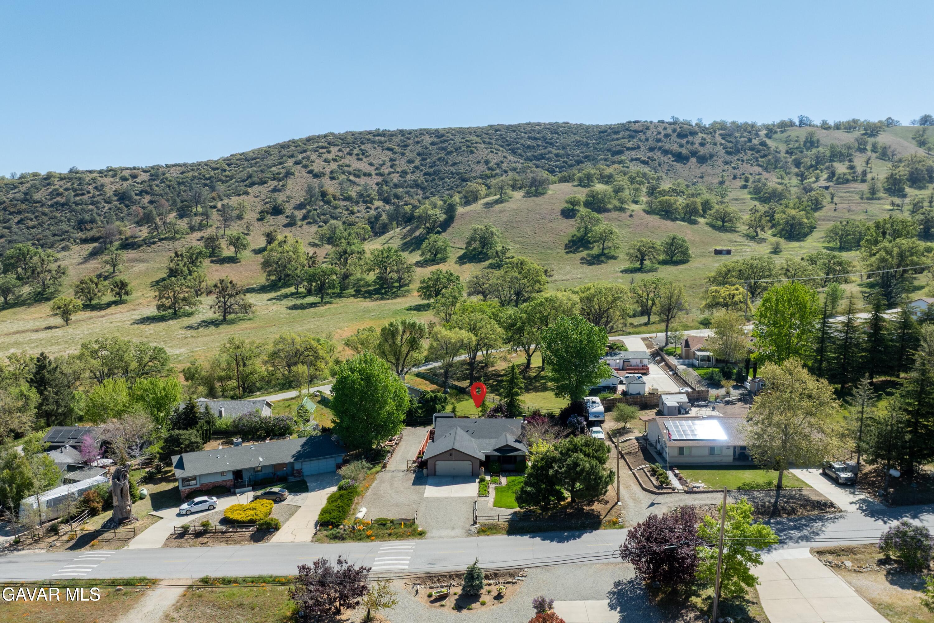 18250 Arosa Road Tehachapi, CA 93561 - Photo 43 of 71 44-DJI_0862-HDR-Edit