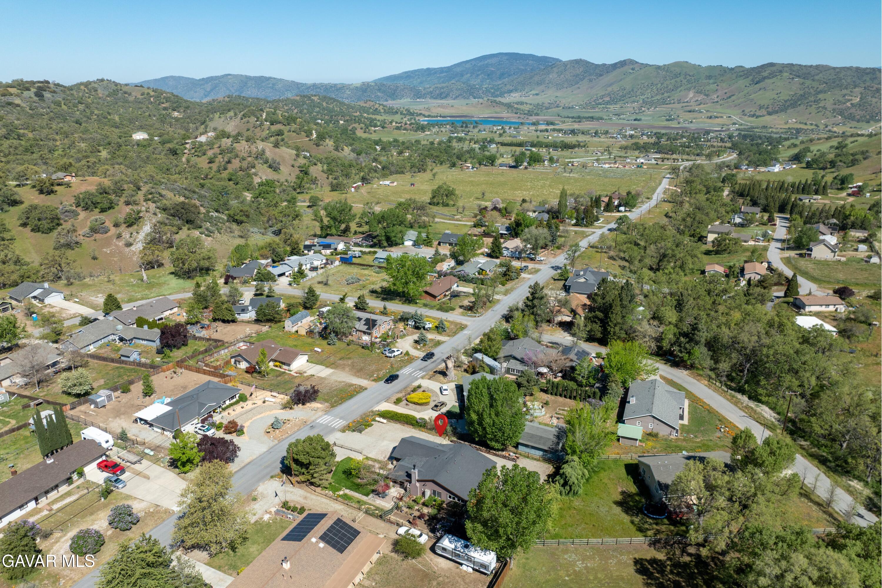 18250 Arosa Road Tehachapi, CA 93561 - Photo 47 of 71 an aerial view of residential house with an outdoor space