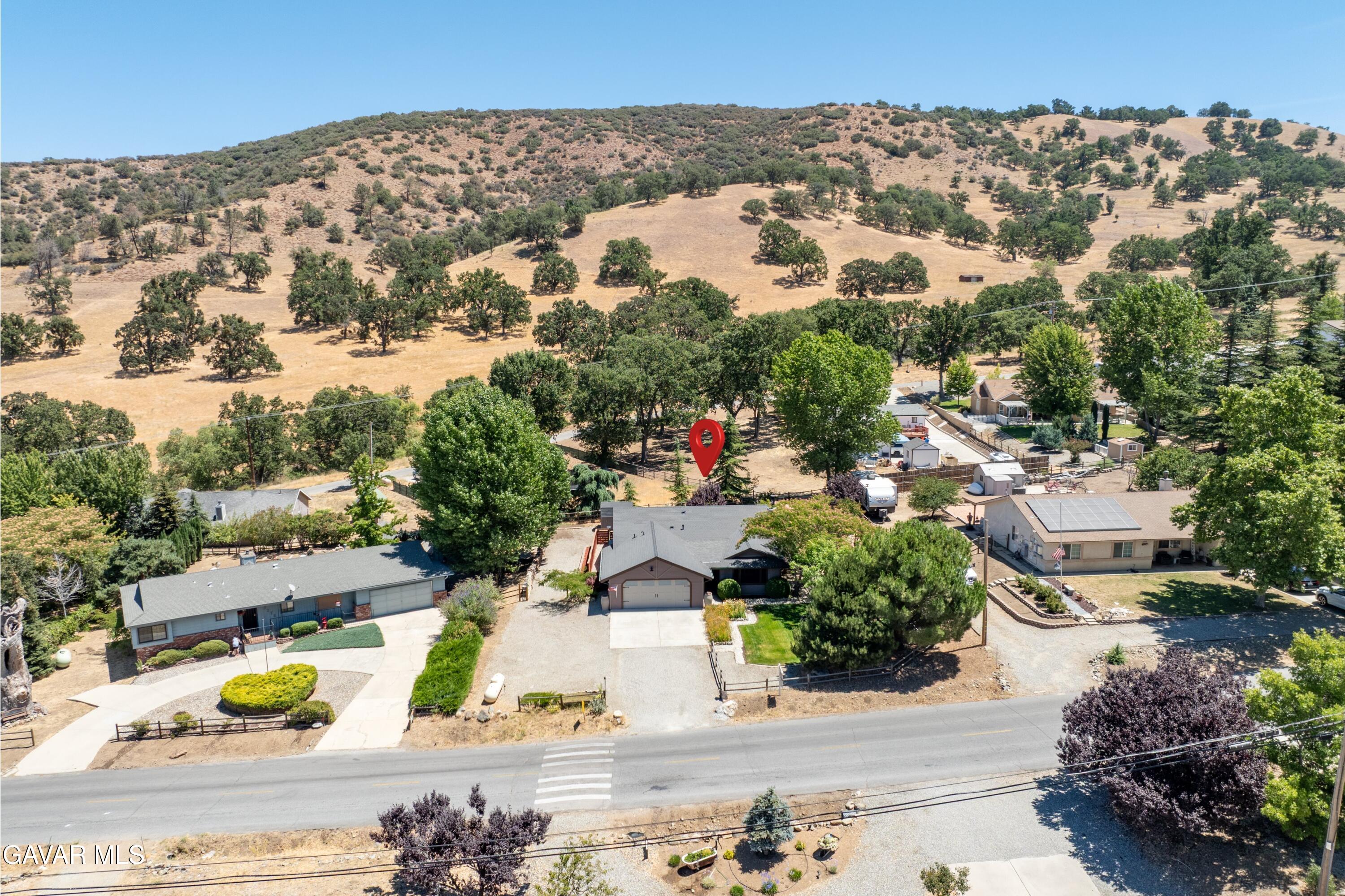 18250 Arosa Road Tehachapi, CA 93561 - Photo 54 of 71 55-DJI_0707-HDR-Edit