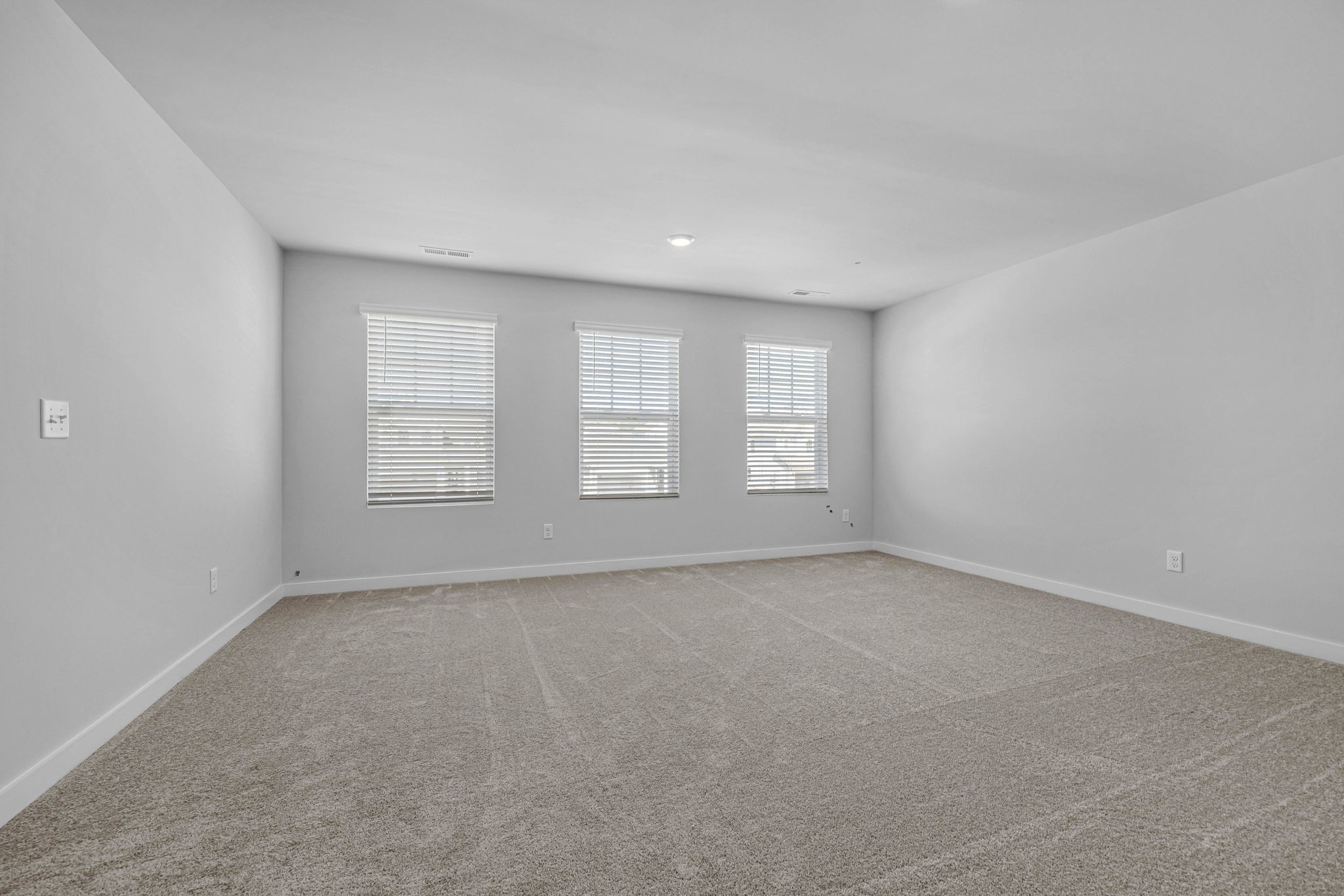 219 Goldfinch Road Mount Juliet, TN 37122 - Photo 50 of 58 an empty room with windows