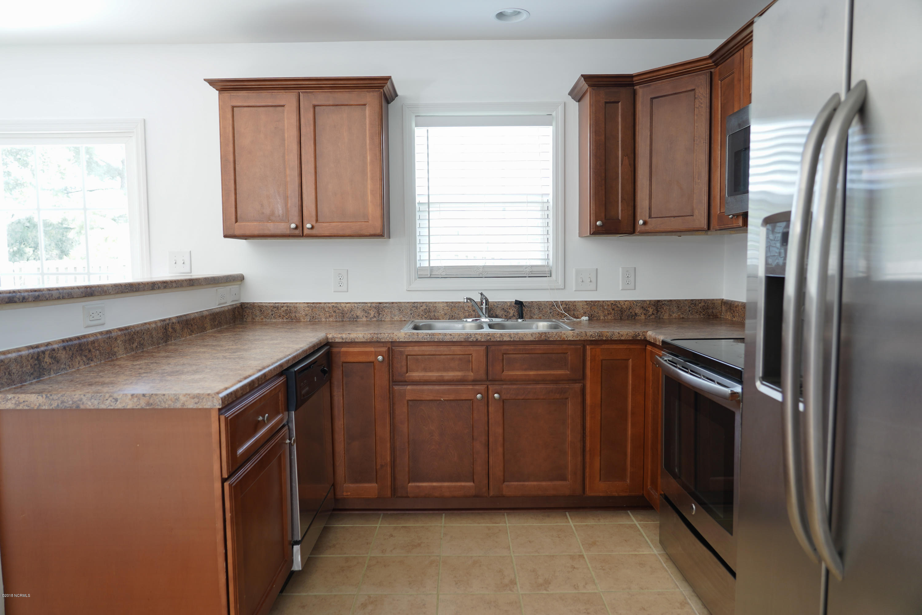 403 Ridgeway Lane Holly Ridge, NC 28445 - Photo 11 of 35 DSC02760