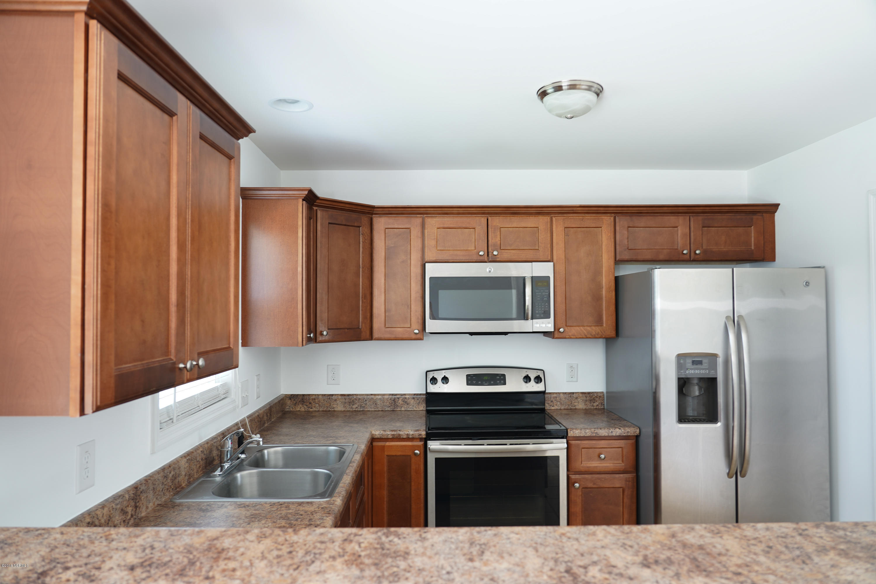 403 Ridgeway Lane Holly Ridge, NC 28445 - Photo 10 of 35 DSC02756