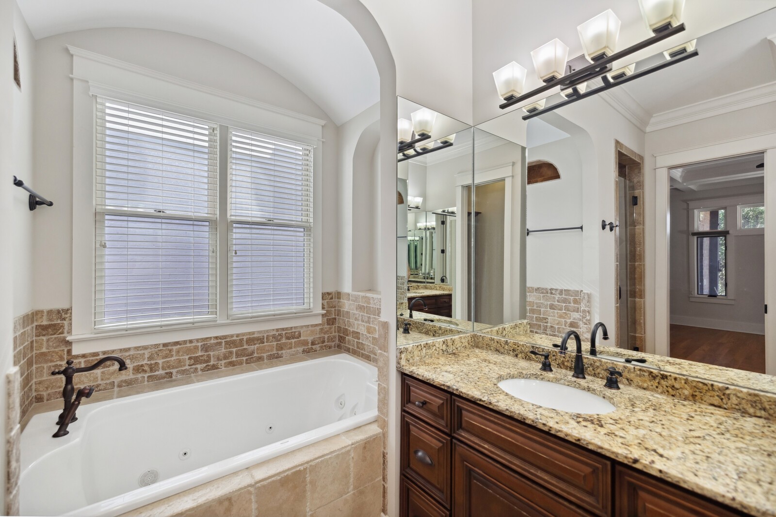 4015 B Estes Road Nashville, TN 37215 - Photo 34 of 65 Gallery Image 34