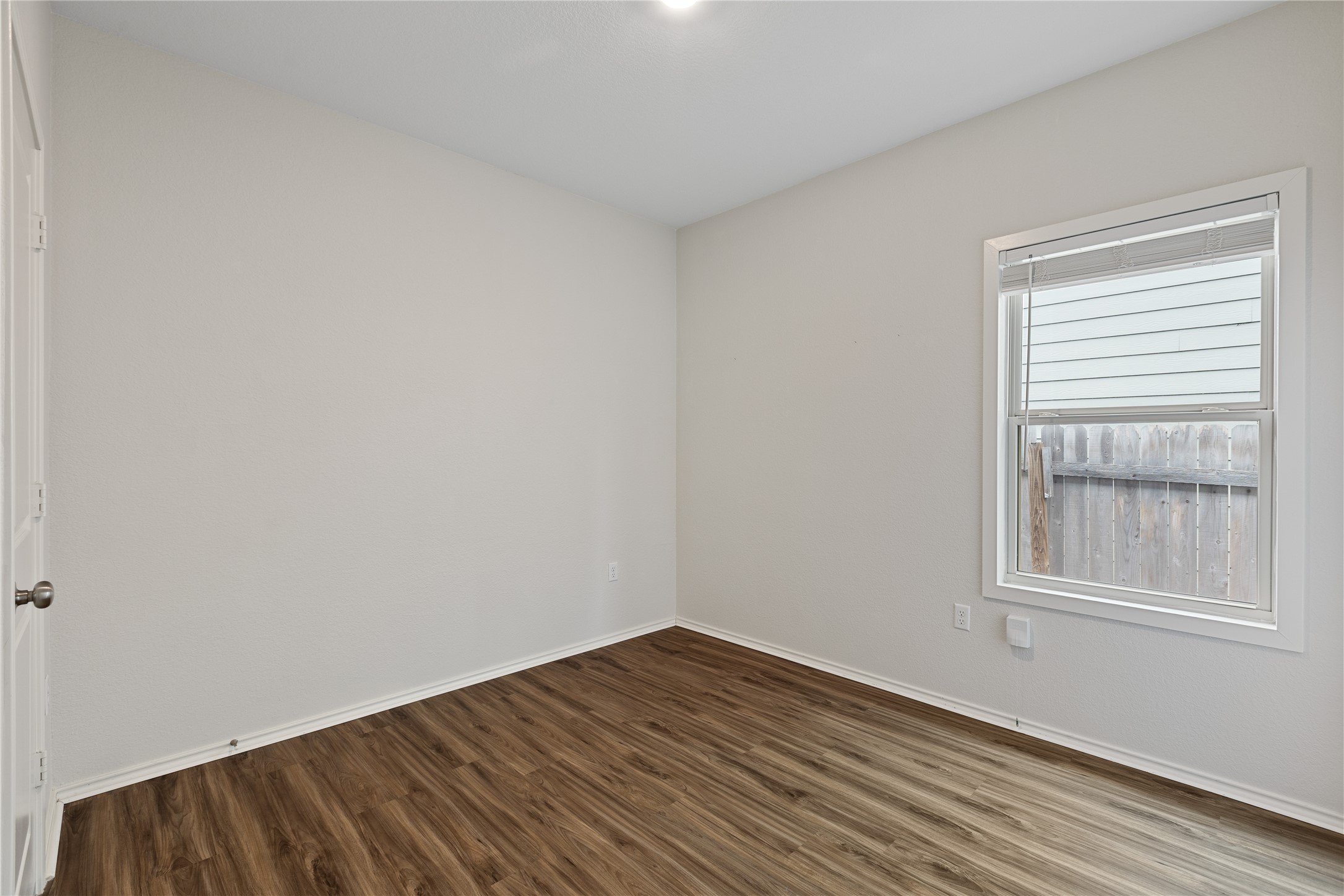 7101 Spirit Hill Road Austin, TX 78744 - Photo 25 of 40 Secondary Bedroom