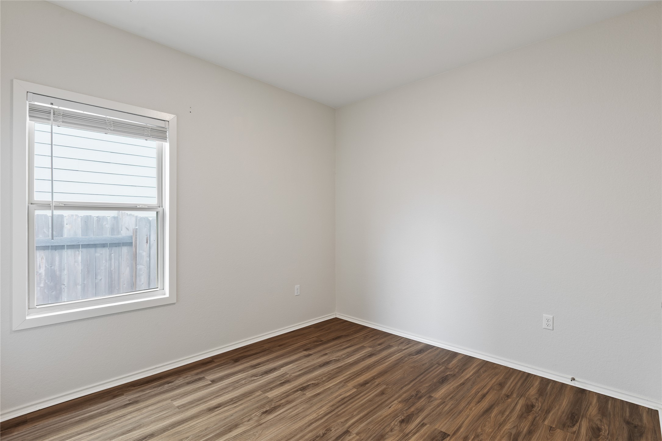 7101 Spirit Hill Road Austin, TX 78744 - Photo 30 of 40 Secondary bedroom