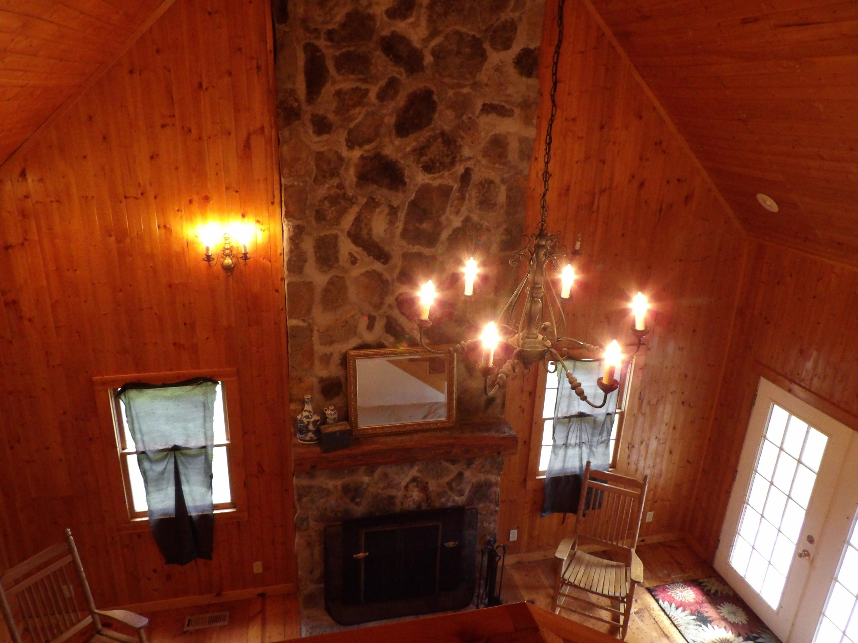 10100 East Valley Road, Unit UPPR EAST Pikeville, TN 37367 - Photo 17 of 68 100_1576