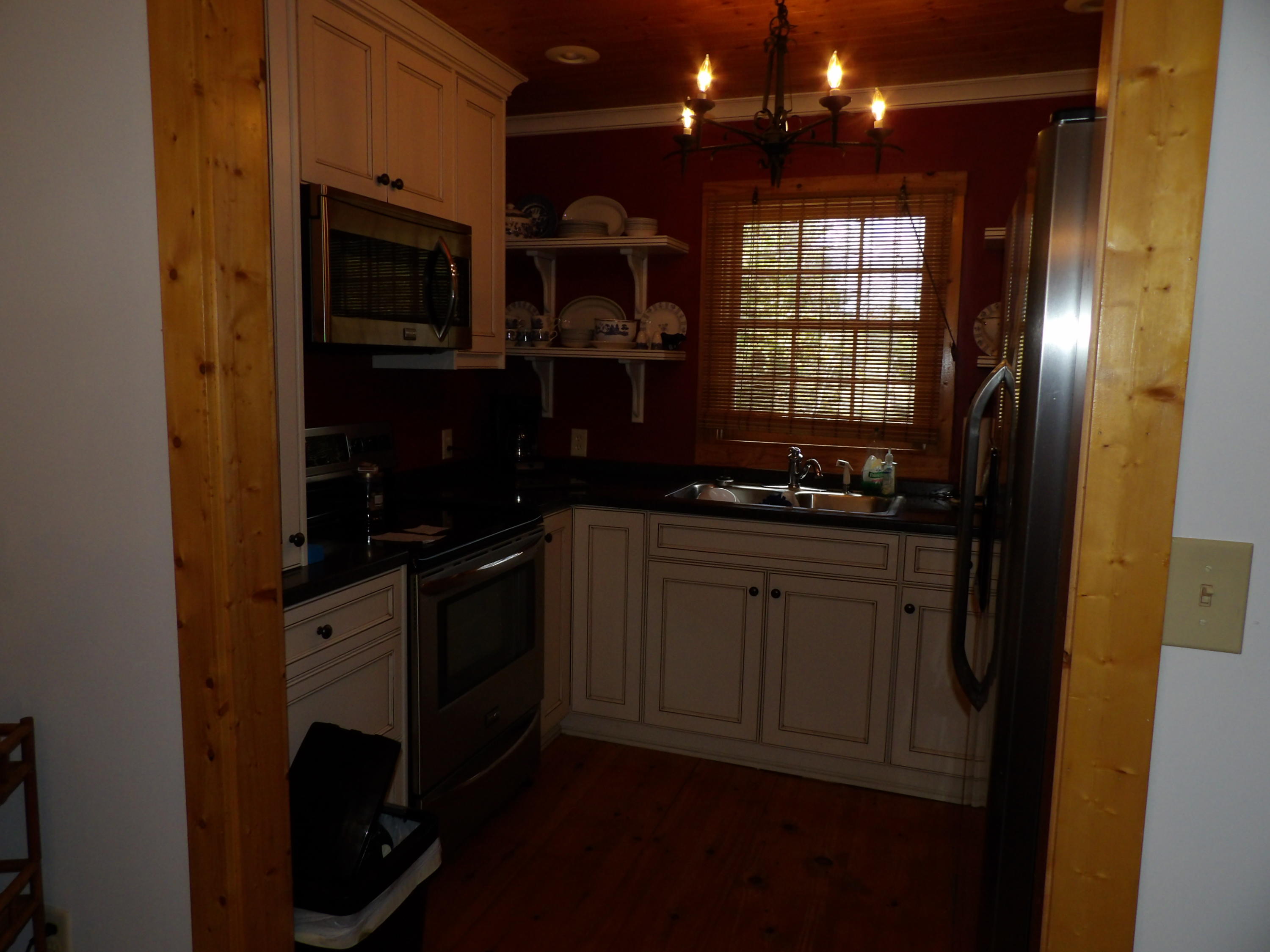 10100 East Valley Road, Unit UPPR EAST Pikeville, TN 37367 - Photo 9 of 68 100_1562