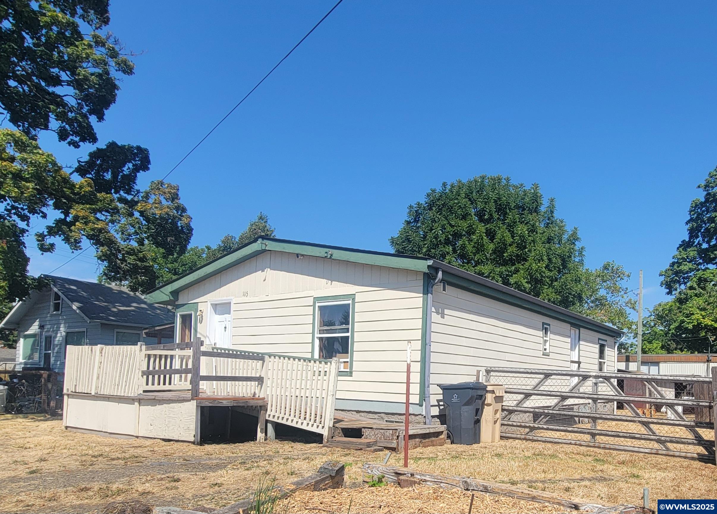 115 Northeast Columbus Street Albany, OR 97321 - Photo 1 of 34 Gallery Image 1