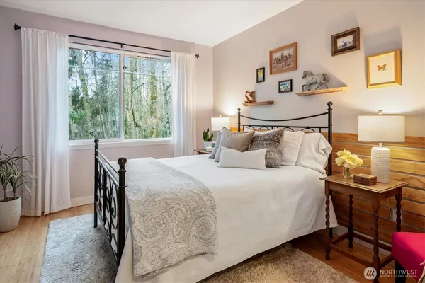 $365,000 | 12712 Admiralty Way, Unit E203, Everett, WA 98204