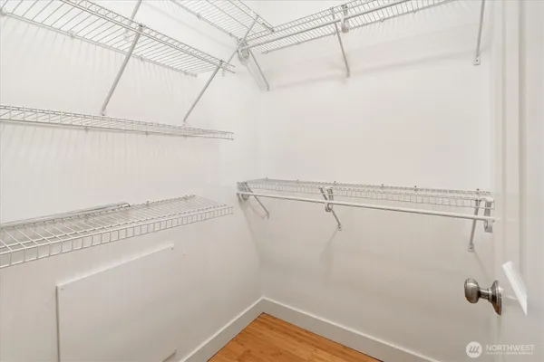 $365,000 | 12712 Admiralty Way, Unit E203, Everett, WA 98204