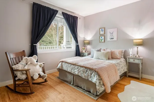 $365,000 | 12712 Admiralty Way, Unit E203, Everett, WA 98204