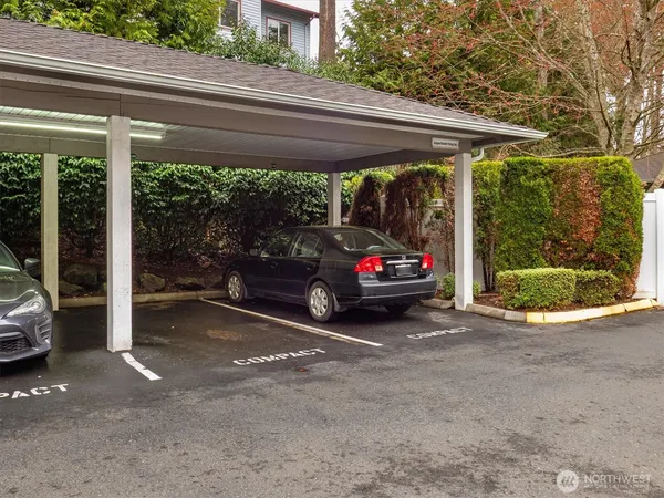 $365,000 | 12712 Admiralty Way, Unit E203, Everett, WA 98204