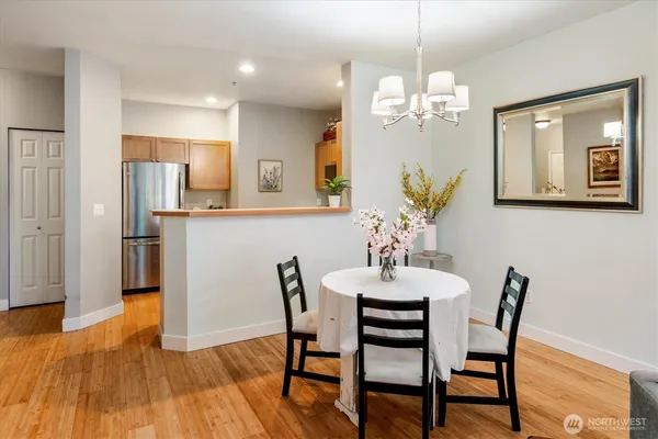 $365,000 | 12712 Admiralty Way, Unit E203, Everett, WA 98204