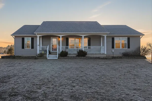 $399,900 | 22234 220th Avenue, Paris, MI 49338