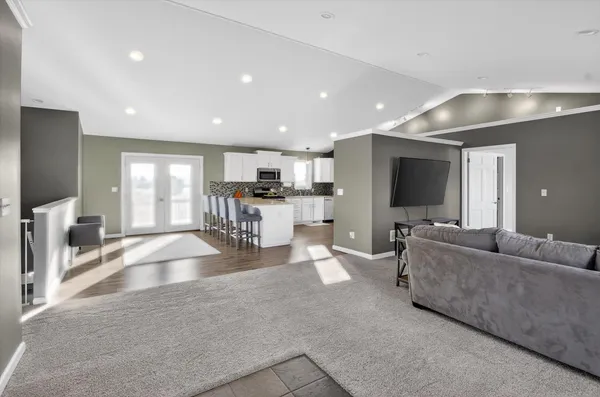 $390,000 | 22234 220th Avenue, Paris, MI 49338