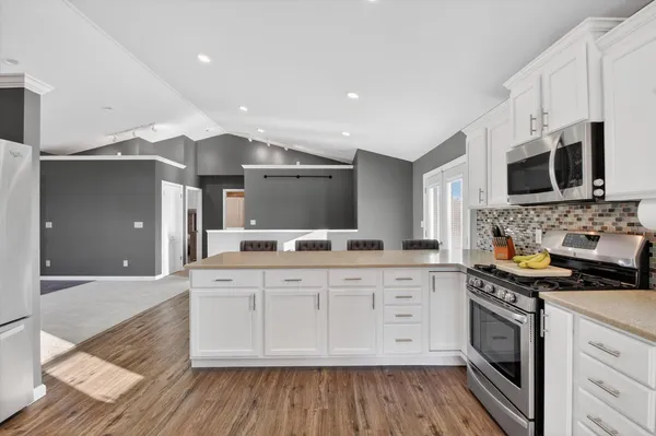 $390,000 | 22234 220th Avenue, Paris, MI 49338