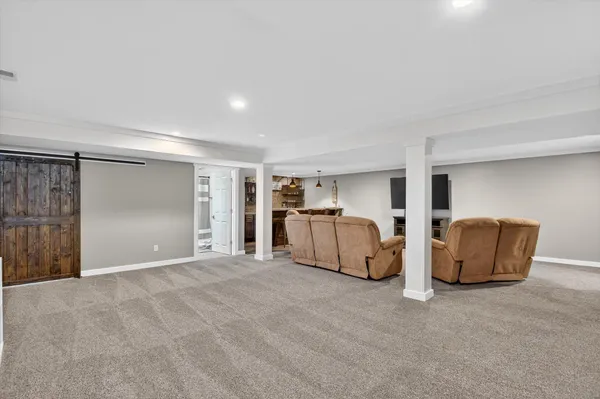 $390,000 | 22234 220th Avenue, Paris, MI 49338